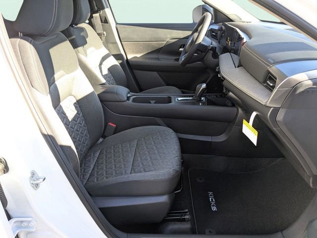 New 2026 Nissan Kicks SV w/ SV Premium Package FWD image 32