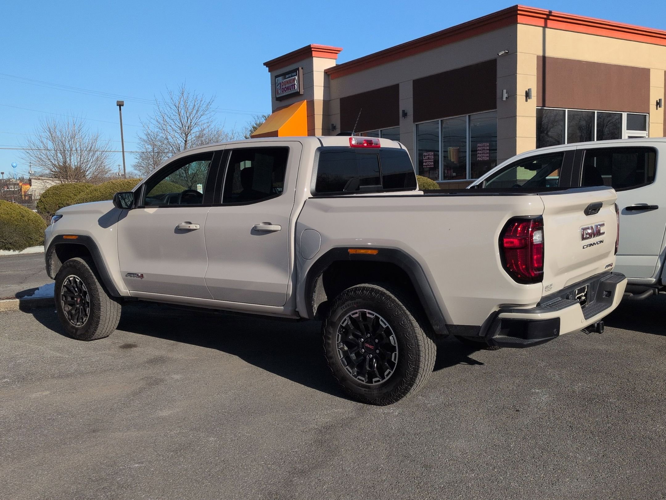 Used 2026 GMC Canyon AT4 image 7