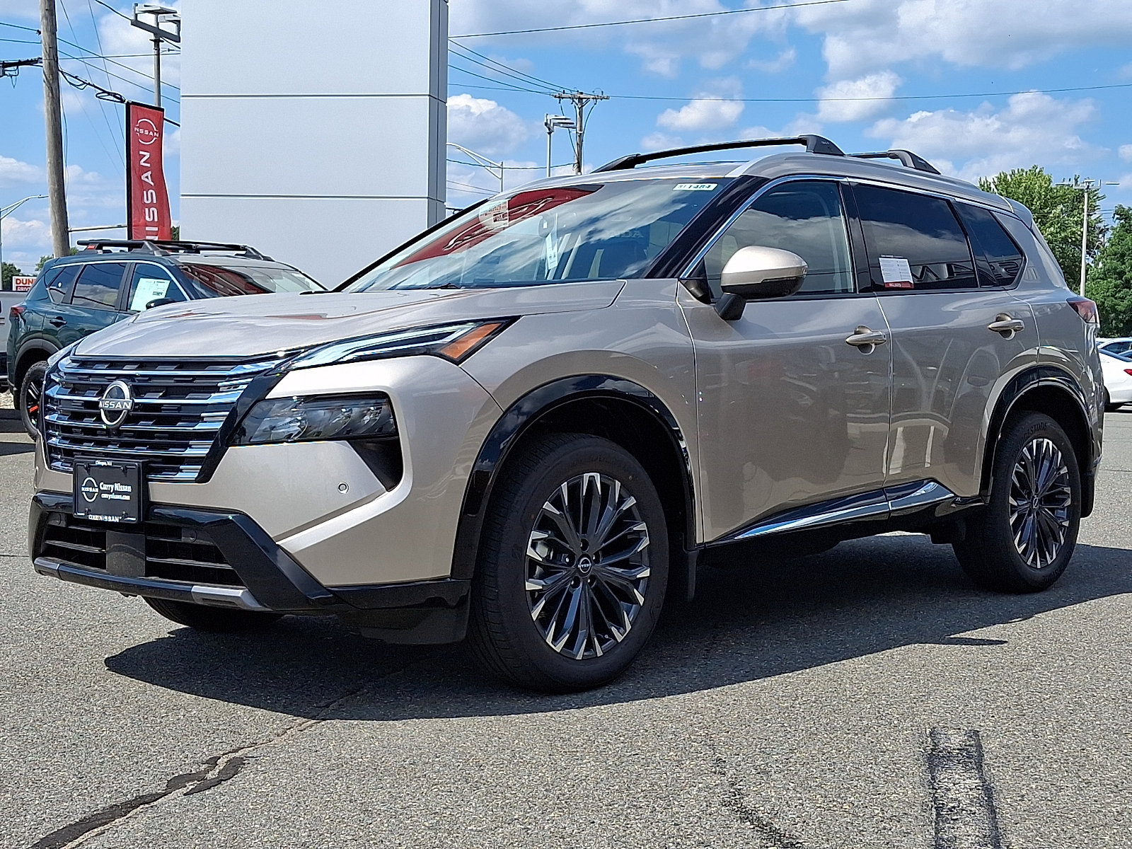 New 2026 Nissan Rogue Platinum AWD/4WD image 2