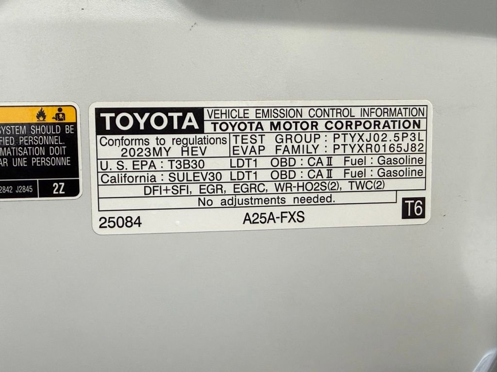 Certified 2023 Toyota Venza XLE image 37