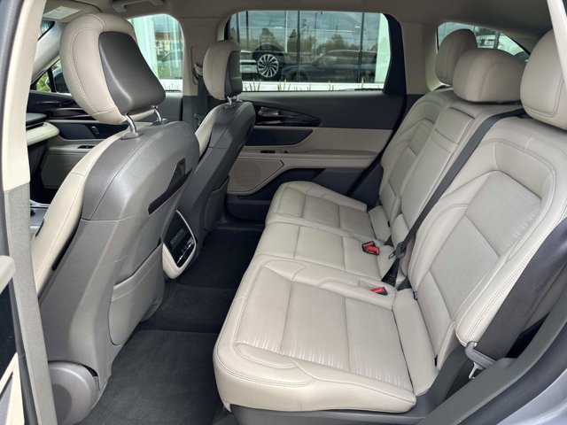 Certified 2024 Lincoln Nautilus Reserve image 18