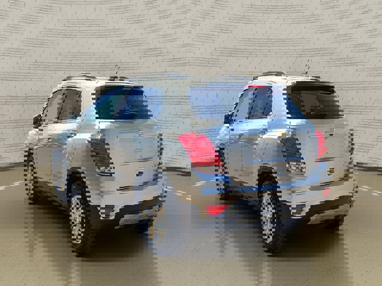 Used 2019 Chevrolet Trax LT FWD image 7