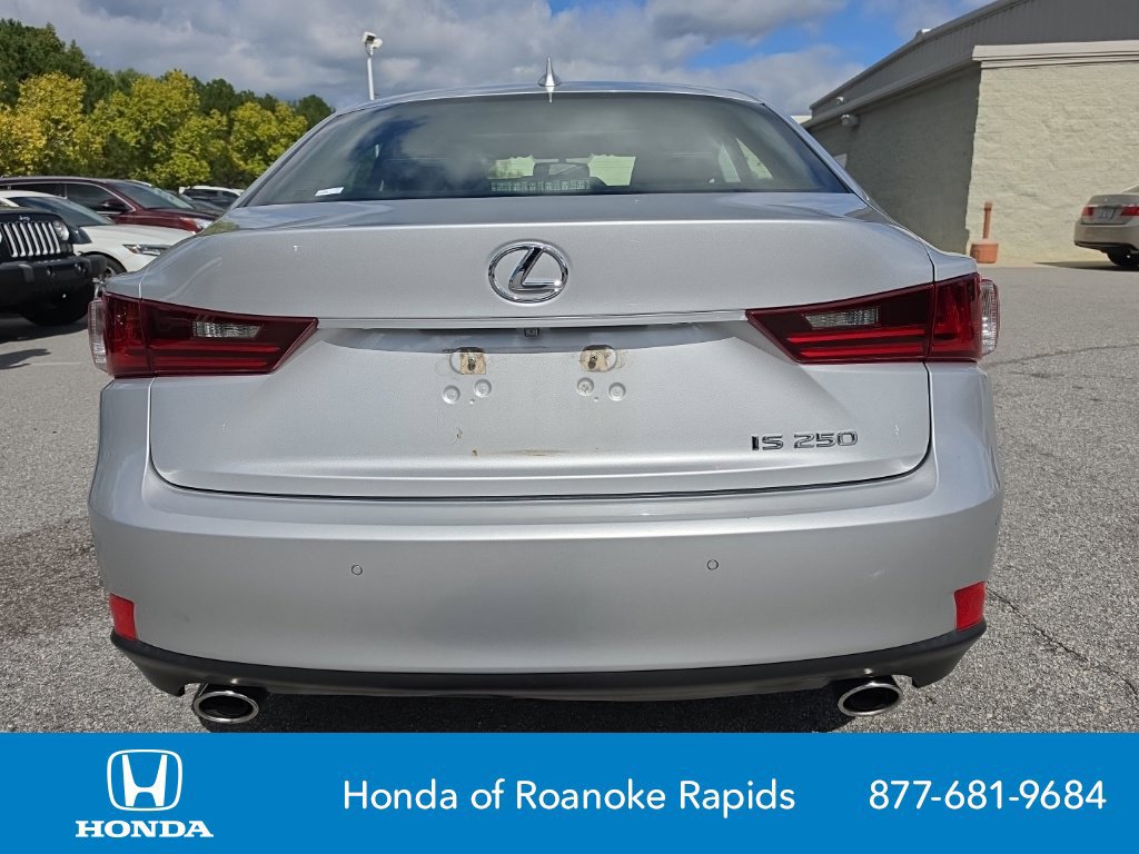 Used 2014 Lexus IS 250 w/ Navigation Package RWD image 4