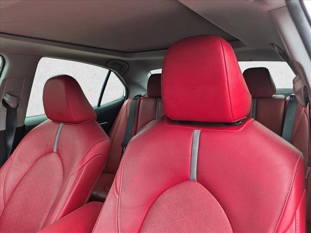 Used 2020 Toyota Camry XSE w/ Navigation Package FWD image 15