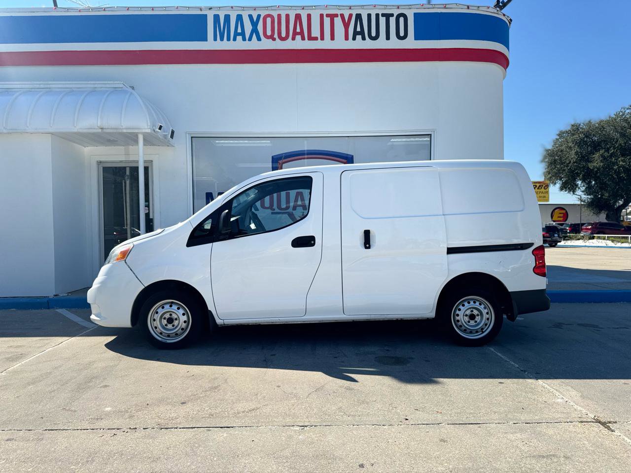 Used 2020 Nissan NV200 S FWD image 15