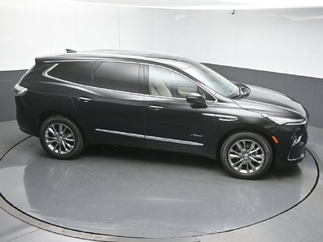 Used 2024 Buick Enclave Avenir FWD image 51