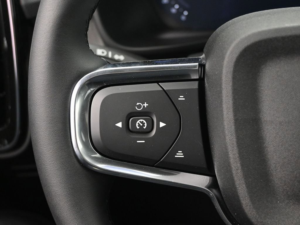 New 2026 Volvo XC40 B5 Plus w/ Protection Package Premier image 11
