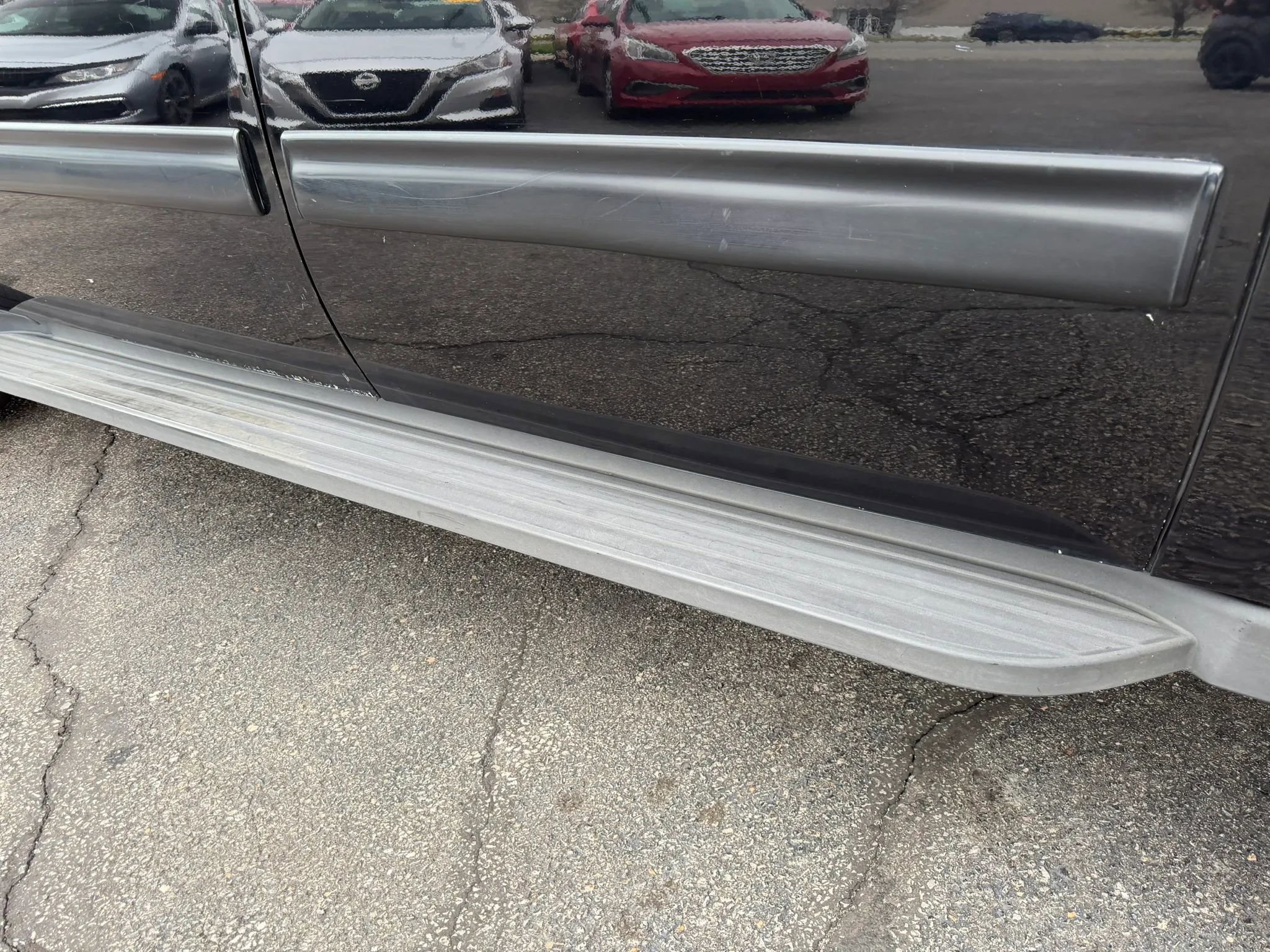 Used 2013 Chevrolet Suburban LT w/ Luxury Package image 60