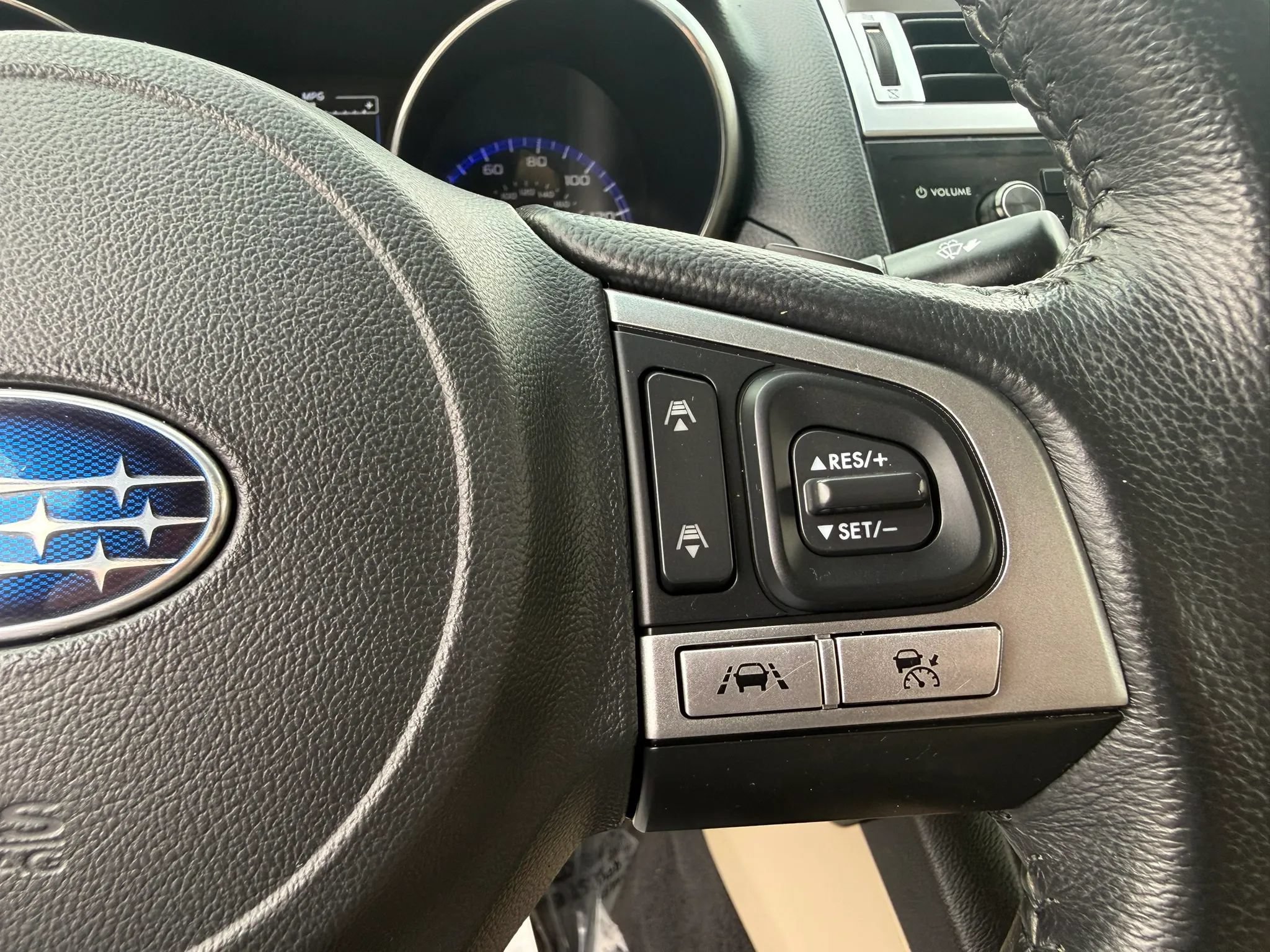 Used 2017 Subaru Legacy 2.5i Limited AWD/4WD image 25