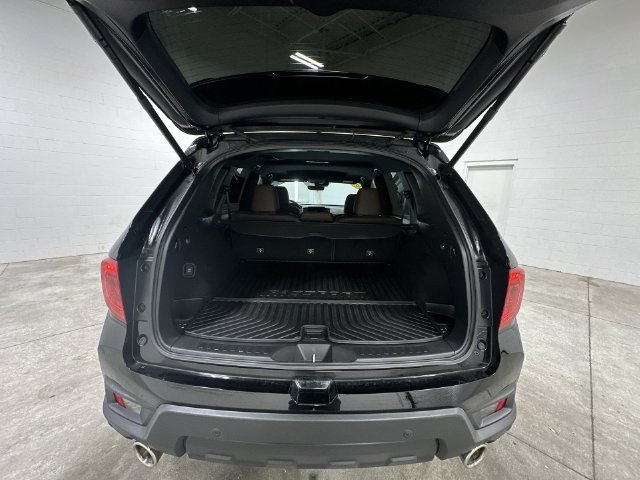 Used 2024 Honda Passport EX-L image 16