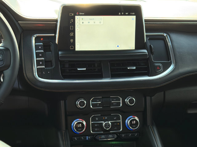 Used 2024 GMC Yukon AT4 w/ Technology Package AWD/4WD image 14