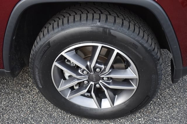 Used 2021 Jeep Grand Cherokee Limited AWD/4WD image 11