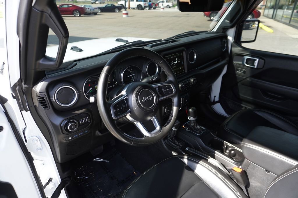 Used 2021 Jeep Wrangler Unlimited Sahara w/ Cold Weather Group AWD/4WD image 24