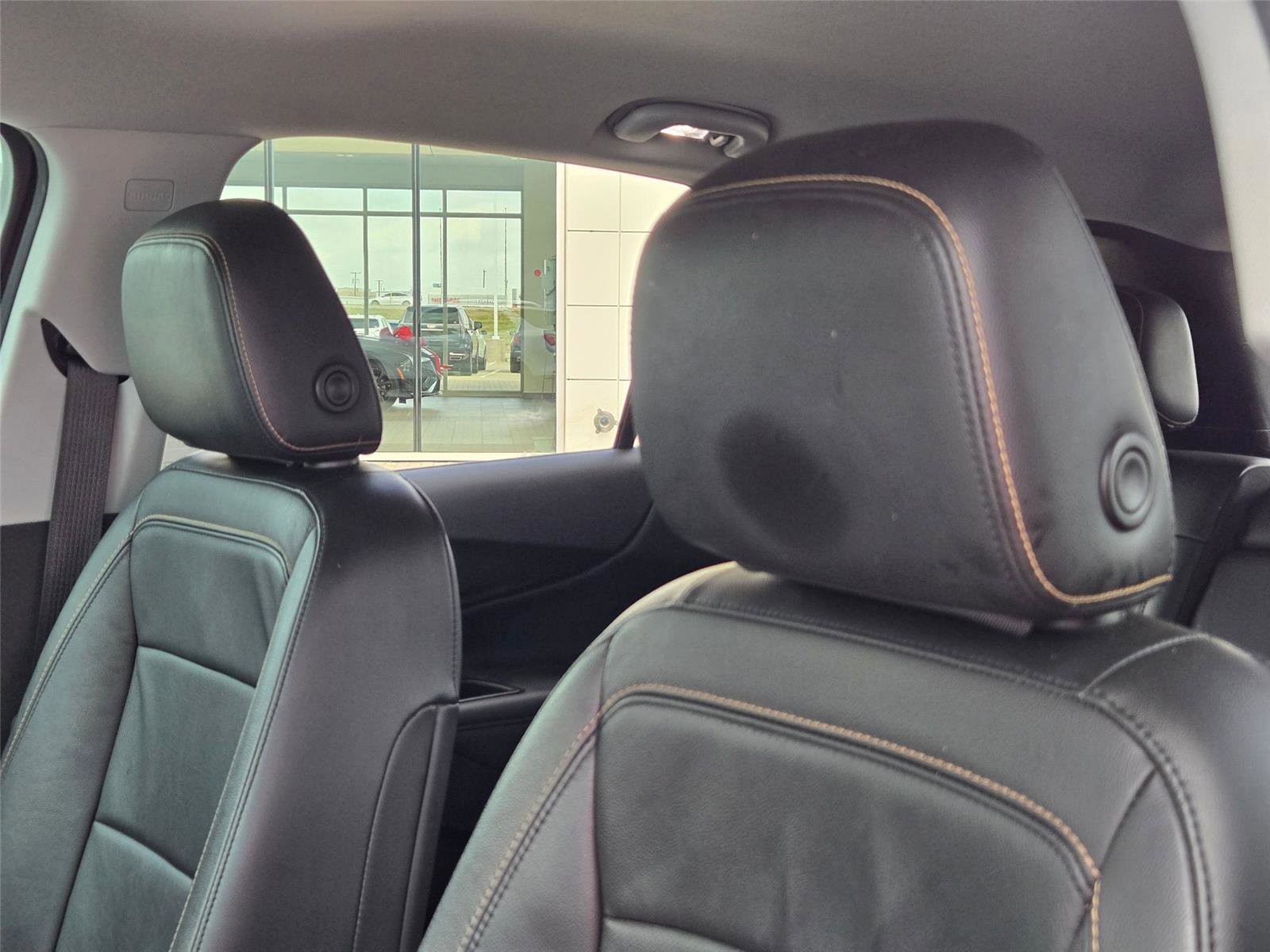 Used 2021 Chevrolet Equinox Premier w/ Redline Edition FWD image 11