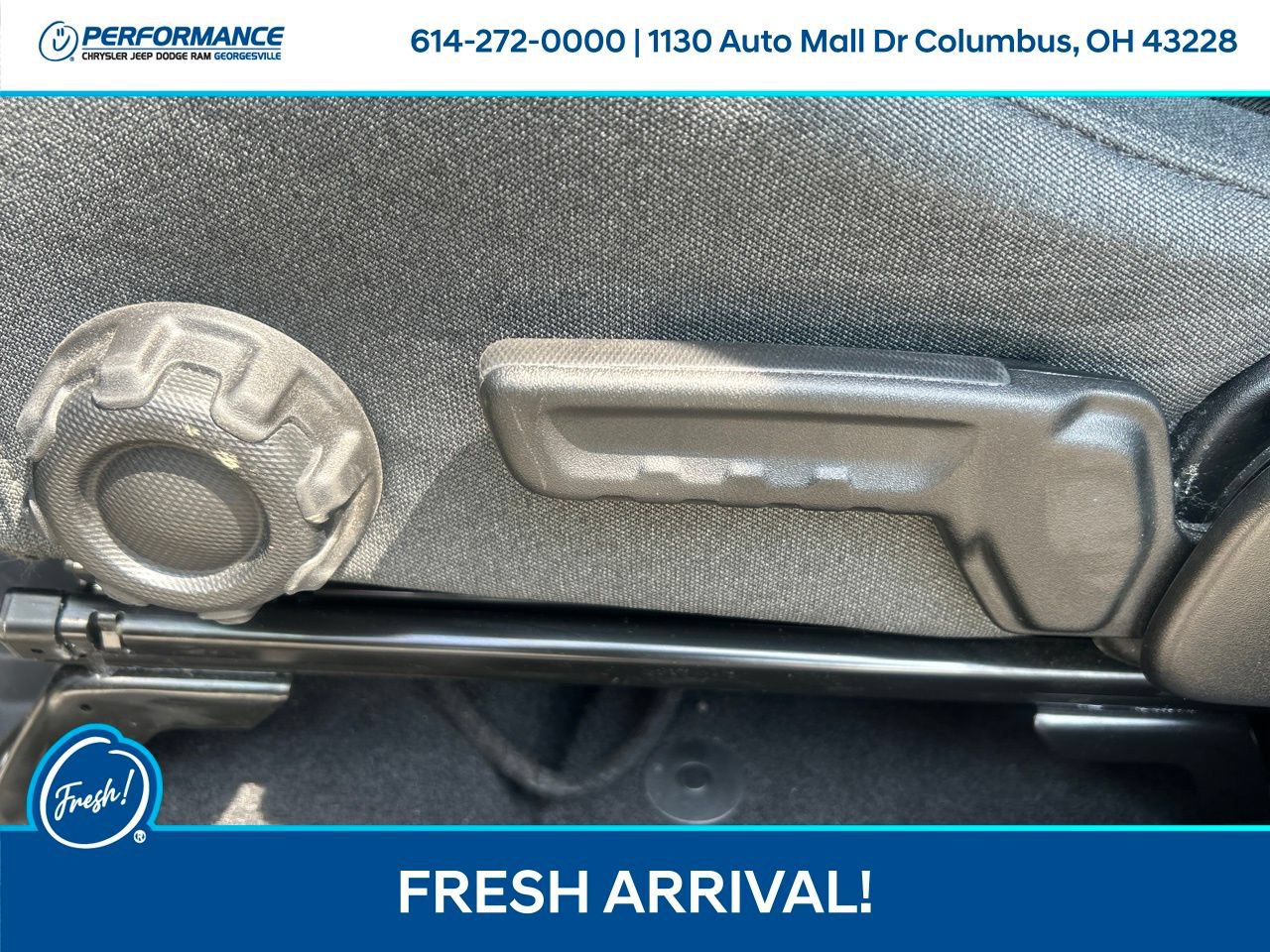 Used 2025 Jeep Wrangler Unlimited Sport AWD/4WD image 17