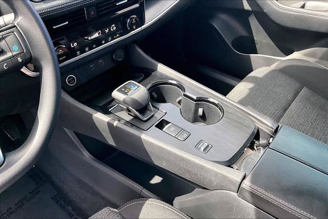 Certified 2021 Nissan Rogue SV FWD image 16