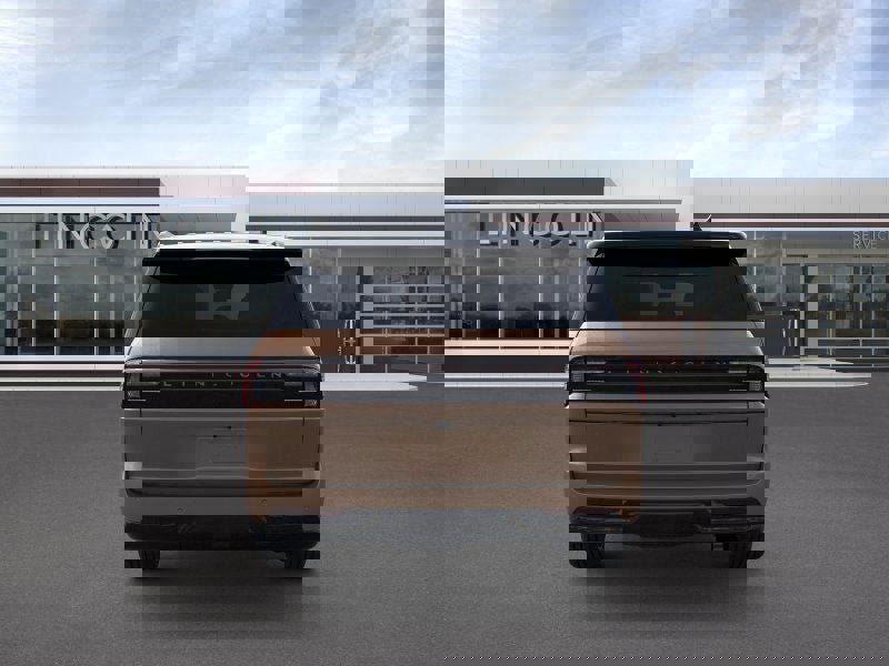 New 2026 Lincoln Navigator L Black Label w/ Black Label Special Edition image 6