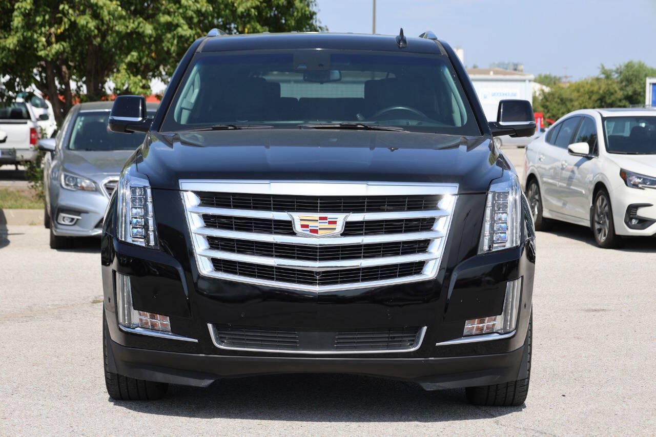 Used 2019 Cadillac Escalade Premium Luxury w/ LPO, Radiant Package AWD/4WD image 5