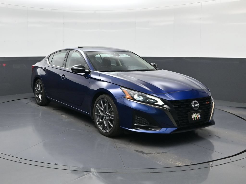 Used 2024 Nissan Altima 2.0 SR