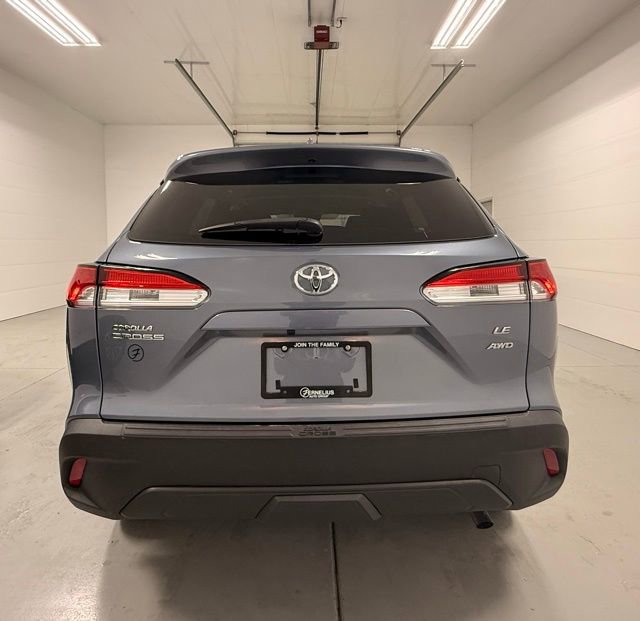 Used 2023 Toyota Corolla Cross LE image 9