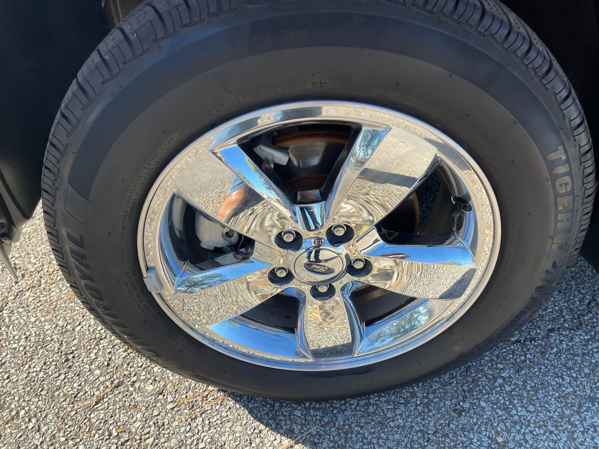 Used 2011 Ford Escape XLT w/ 203A Rapid Spec Order Code image 9