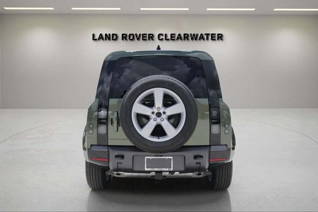 New 2026 Land Rover Defender 110 X-Dynamic SE AWD/4WD image 4
