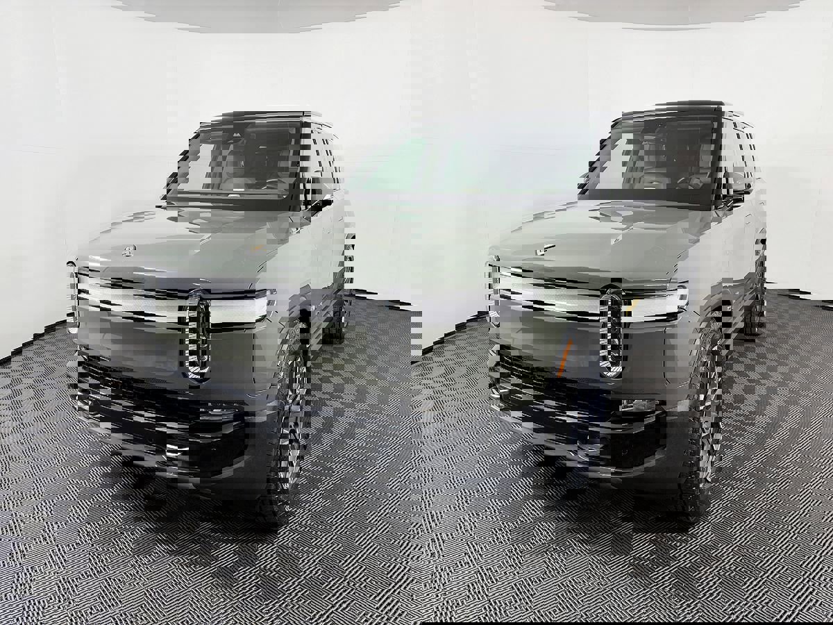 Used 2022 Rivian R1S Launch Edition image 3
