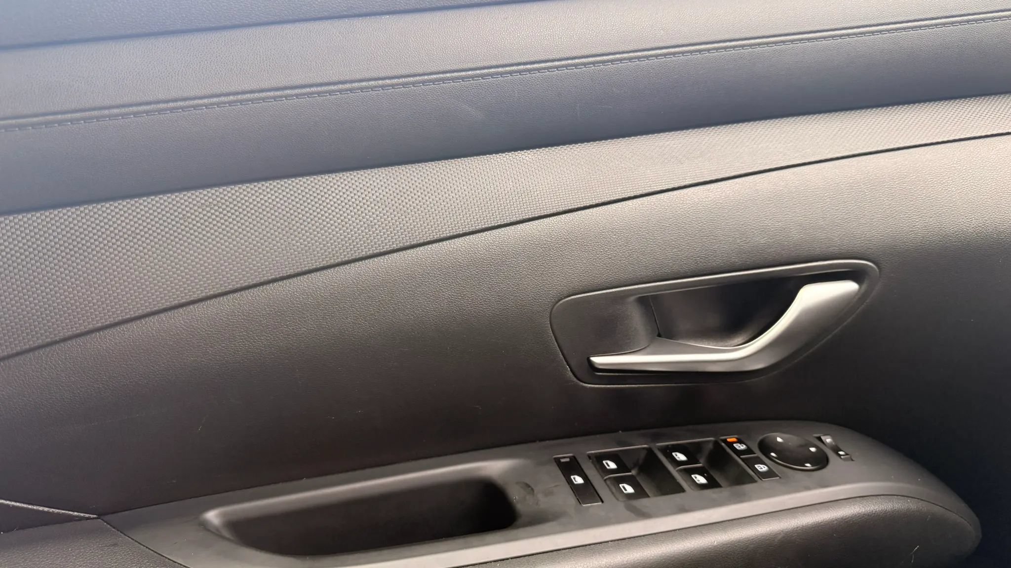 Used 2025 Hyundai Tucson SEL AWD/4WD image 26