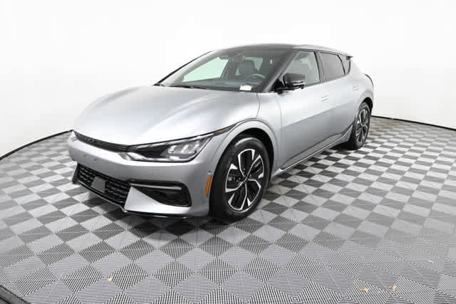 Used 2024 Kia EV6 GT-Line w/ GT-Line White Seat Package image 2