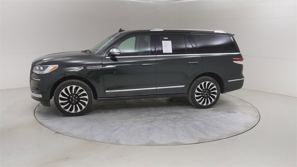 Used 2023 Lincoln Navigator Black Label image 20