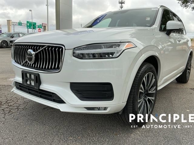 Used 2020 Volvo XC90 T5 Momentum w/ Protection Package Premier FWD image 4