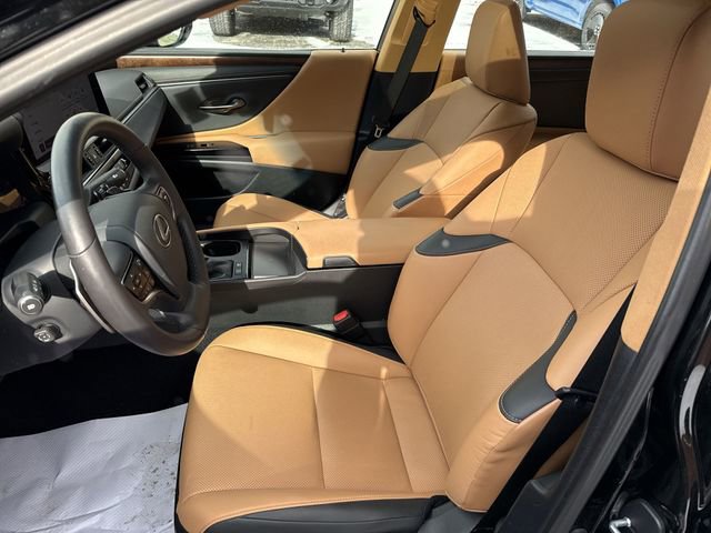 Used 2024 Lexus ES 300h w/ Premium Package image 15