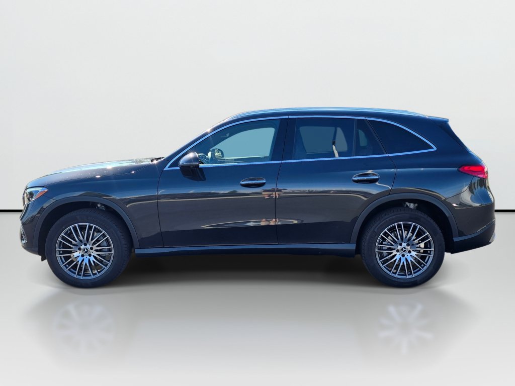 New 2027 Mercedes-Benz GLC 300 4MATIC image 2