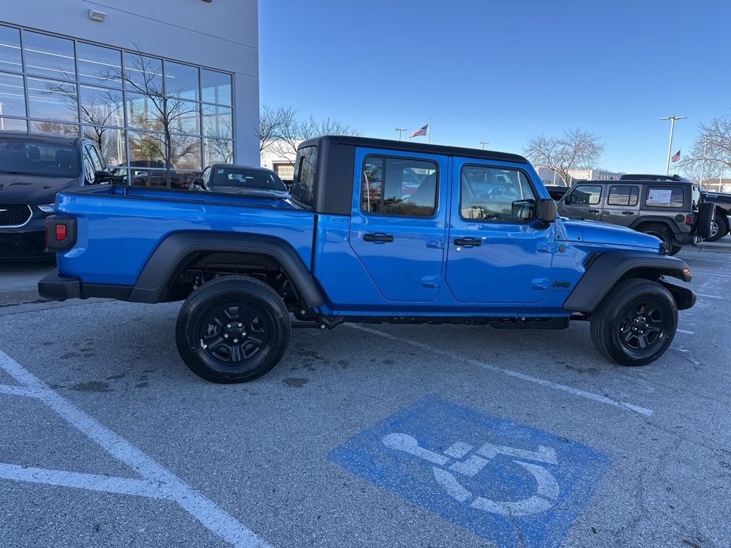 New 2026 Jeep Gladiator Sport AWD/4WD image 34