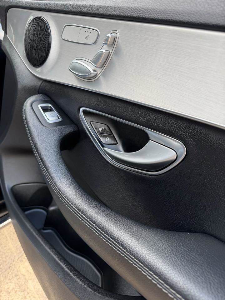 Used 2016 Mercedes-Benz C 300 4MATIC Sedan image 46