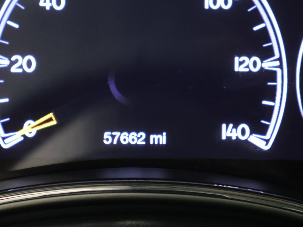 Used 2021 Jeep Grand Cherokee Trailhawk w/ Premium Lighting Group AWD/4WD image 36