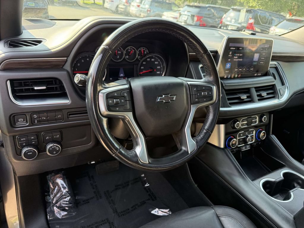 Used 2021 Chevrolet Tahoe Z71 AWD/4WD image 2