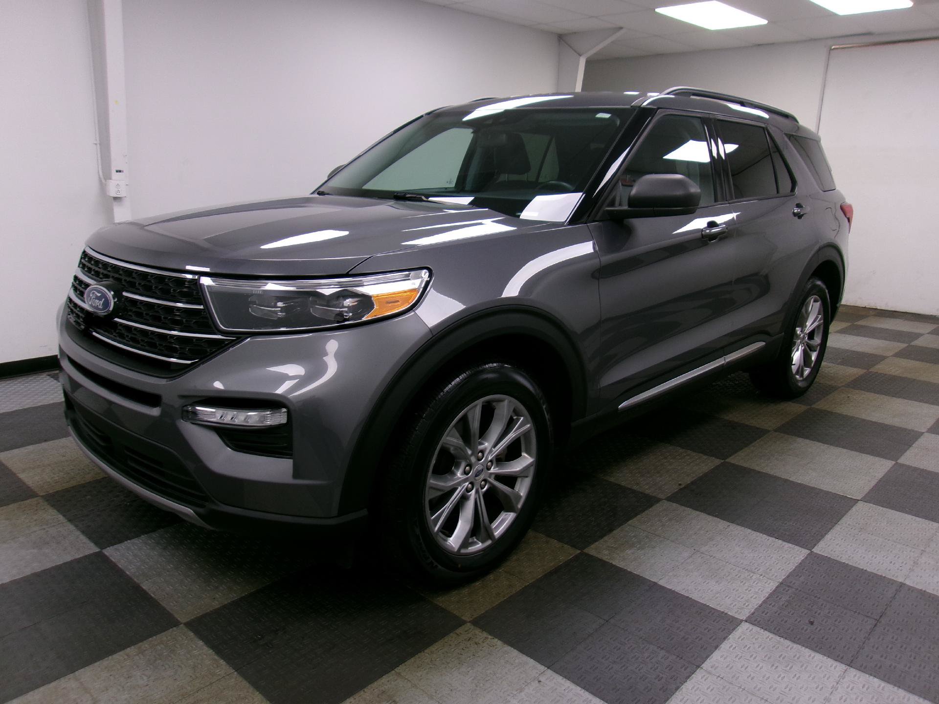 Used 2022 Ford Explorer XLT w/ Equipment Group 202A