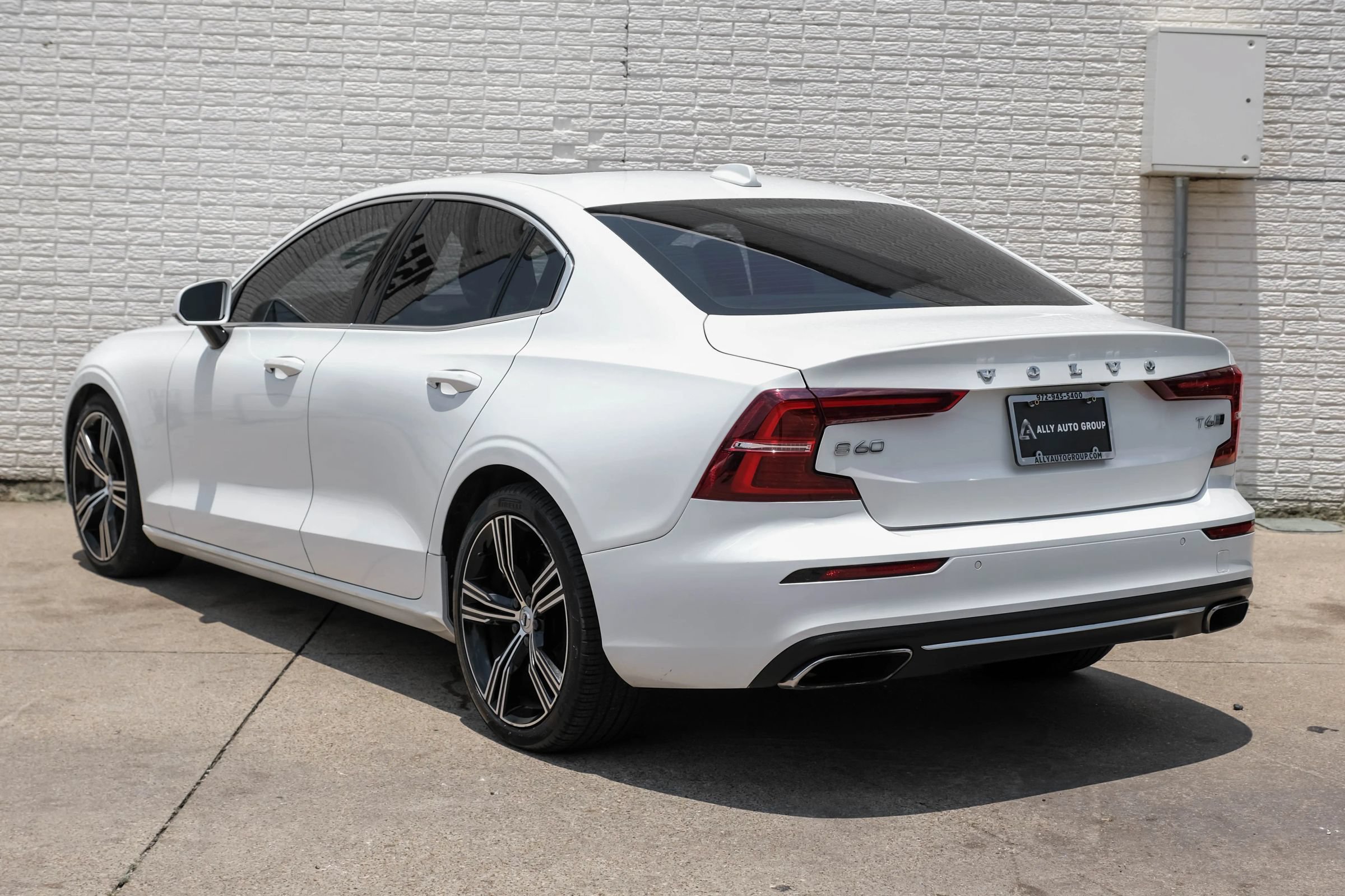 Used 2020 Volvo S60 T6 Inscription AWD/4WD image 9