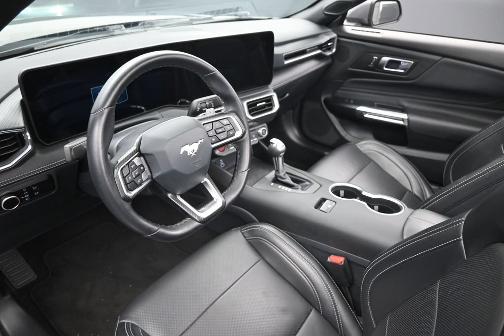 Used 2025 Ford Mustang GT Premium RWD image 20