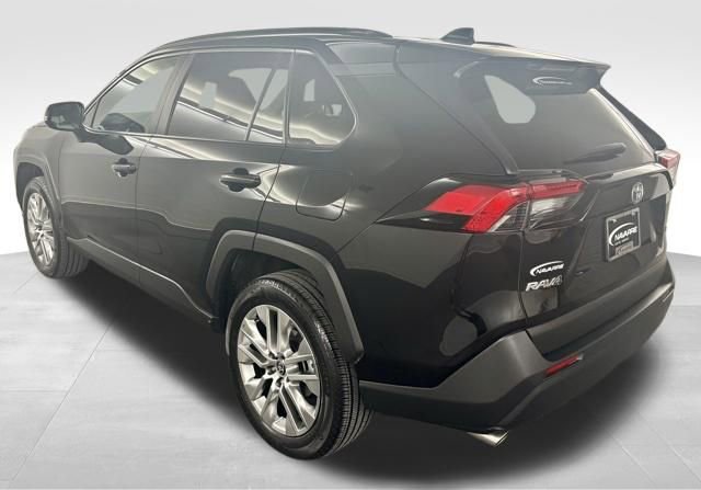 Used 2024 Toyota RAV4 XLE Premium image 6