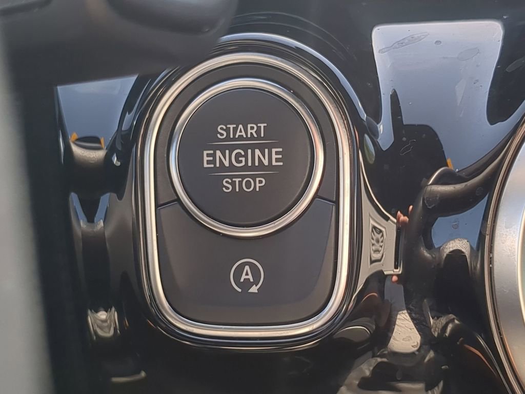 Used 2025 Mercedes-Benz CLA 250 4MATIC image 15