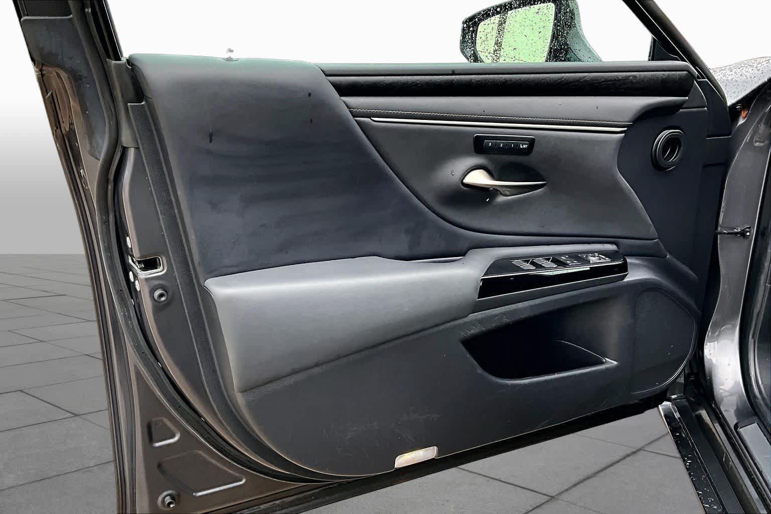 Used 2022 Lexus ES 350 w/ Premium Package FWD image 22