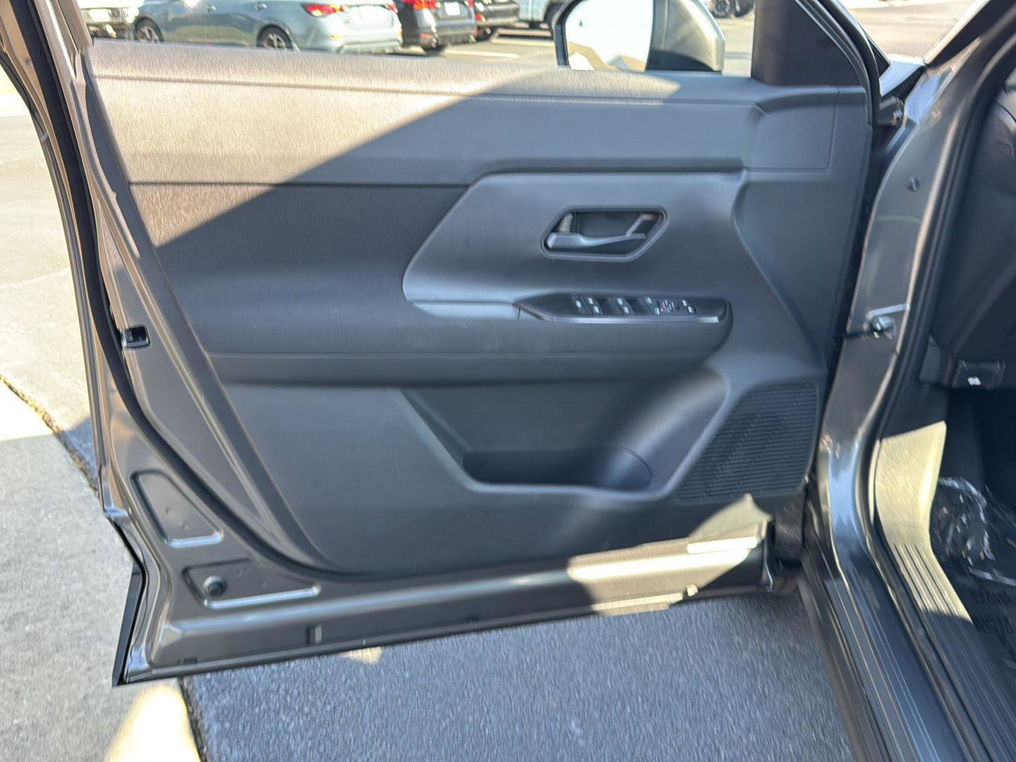 New 2026 Nissan Kicks S image 14