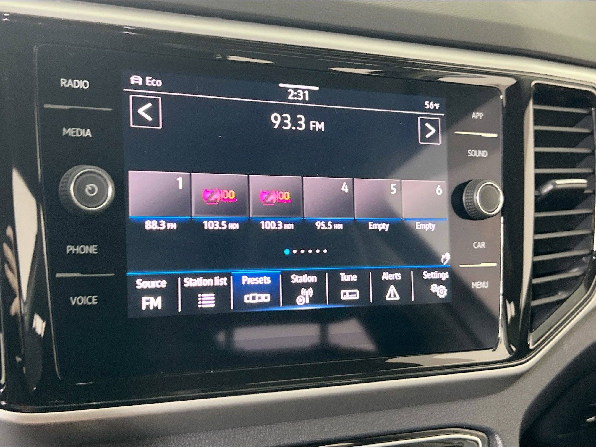 Used 2022 Volkswagen Atlas SE image 14