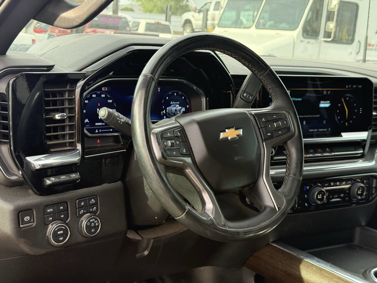 Used 2024 Chevrolet Silverado 3500 High Country w/ High Country Premium Package image 32