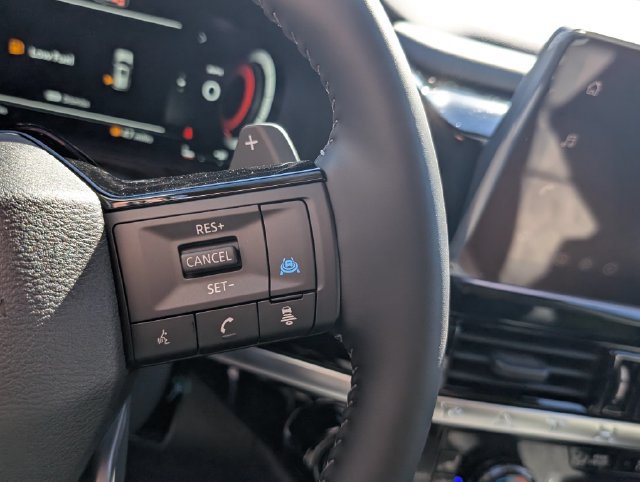New 2026 Nissan Pathfinder Platinum AWD/4WD image 21