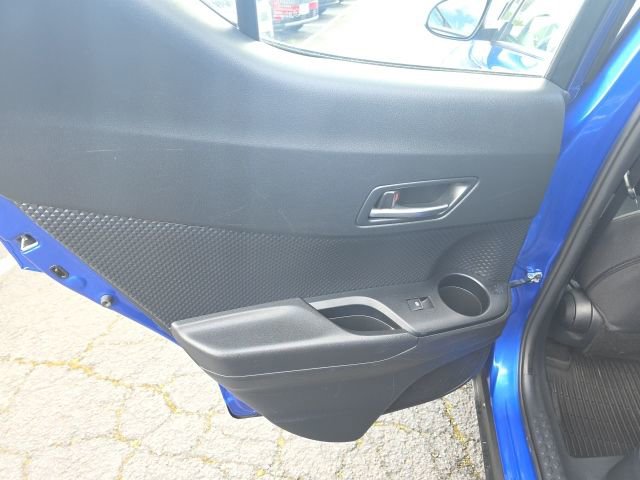 Used 2018 Toyota C-HR XLE image 25