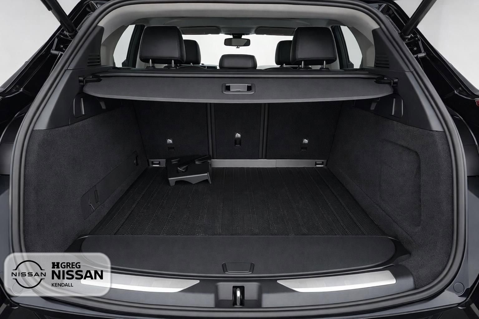 Used 2023 Maserati Grecale GT image 17