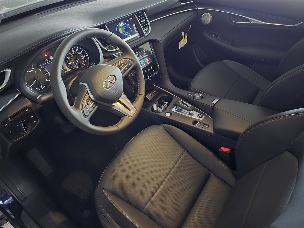 New 2025 INFINITI QX50 Sport image 15